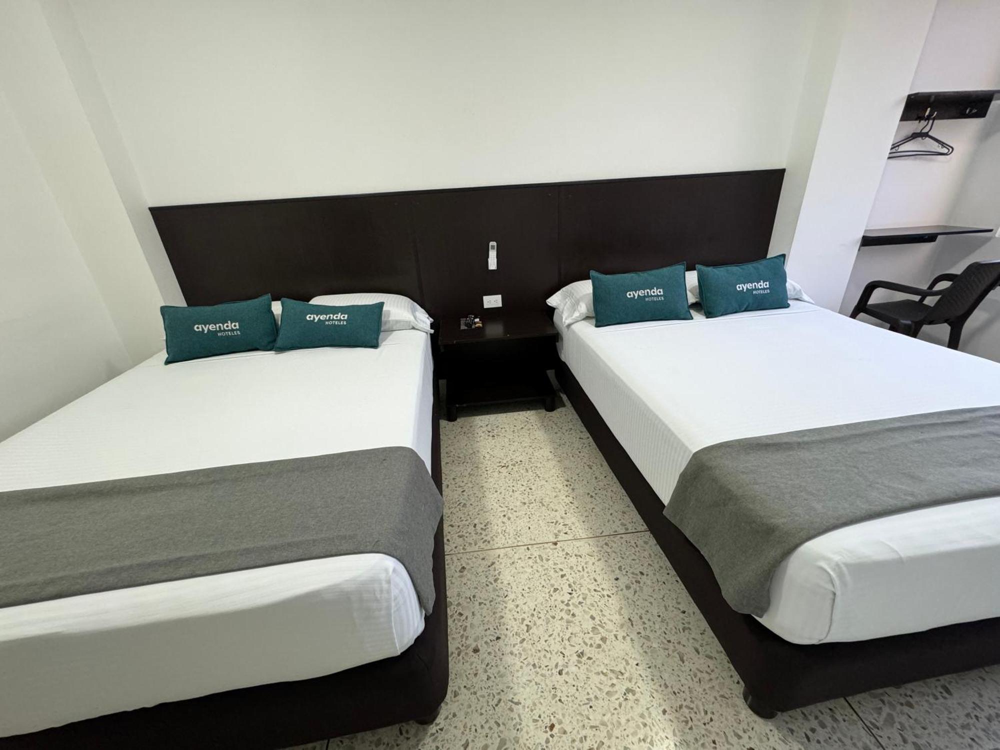 Hotel Mar Inn Cali Bagian luar foto