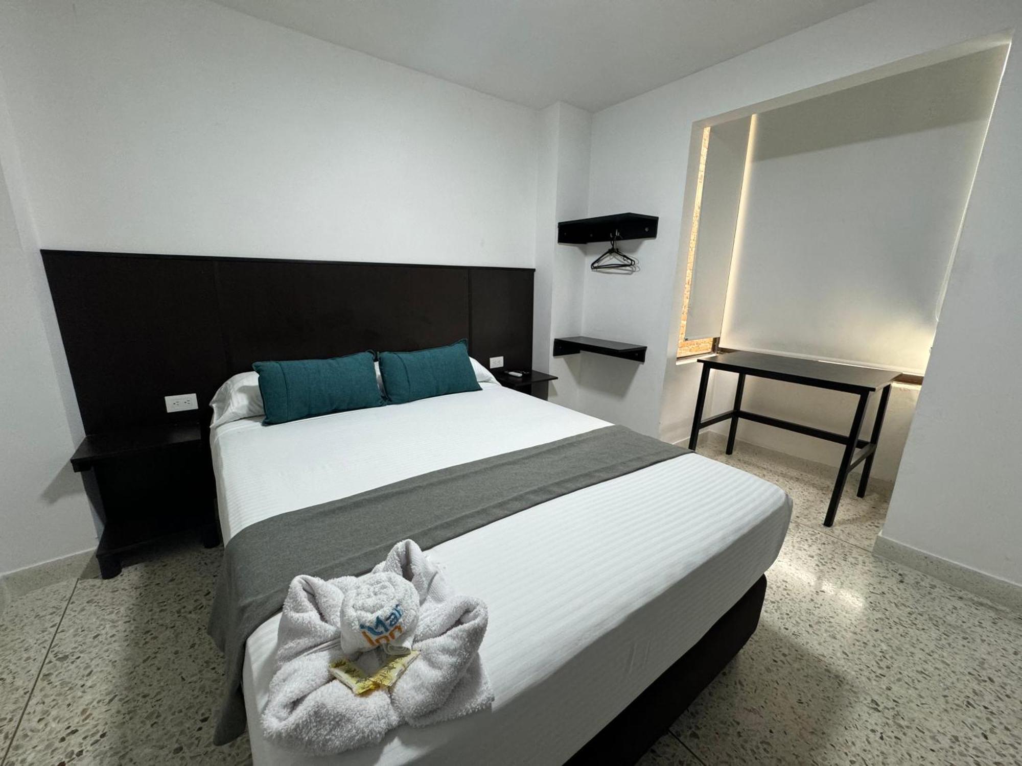 Hotel Mar Inn Cali Bagian luar foto